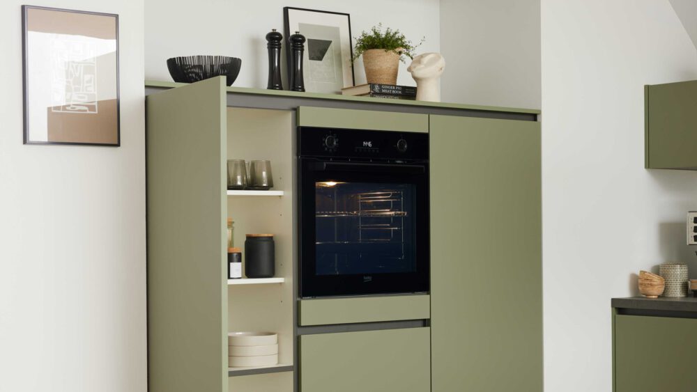 Culineo® Einbauküche C357 mit Einbaugeräten – Bild 4