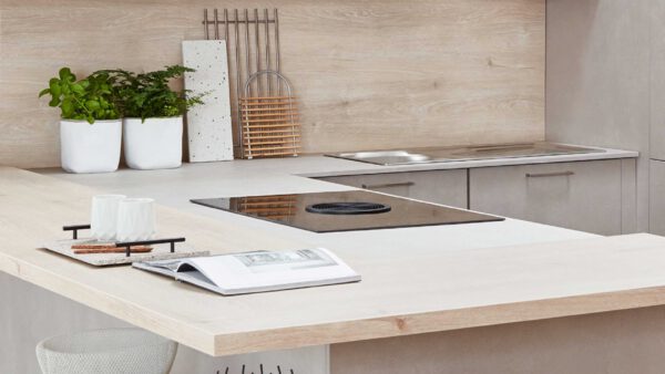 nobilia® Einbauküche Riva mit JUNKER Elektrogeräten und Esstheke – Bild 5