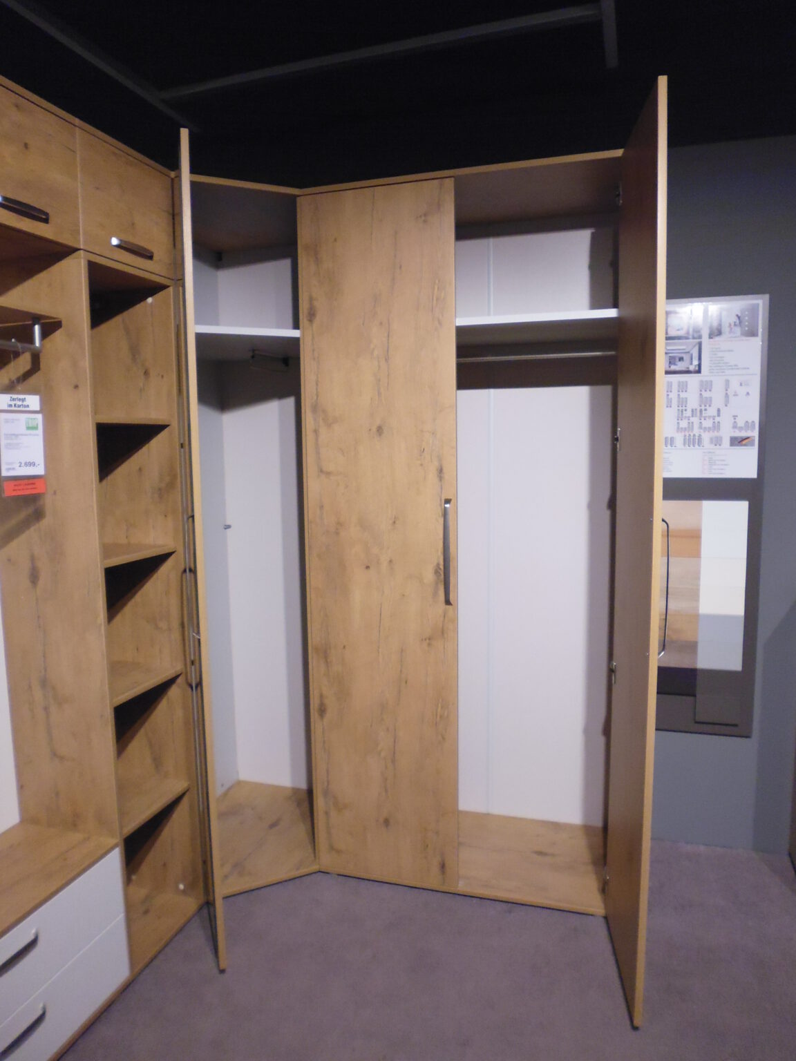Komplettgarderobe – Bild 2