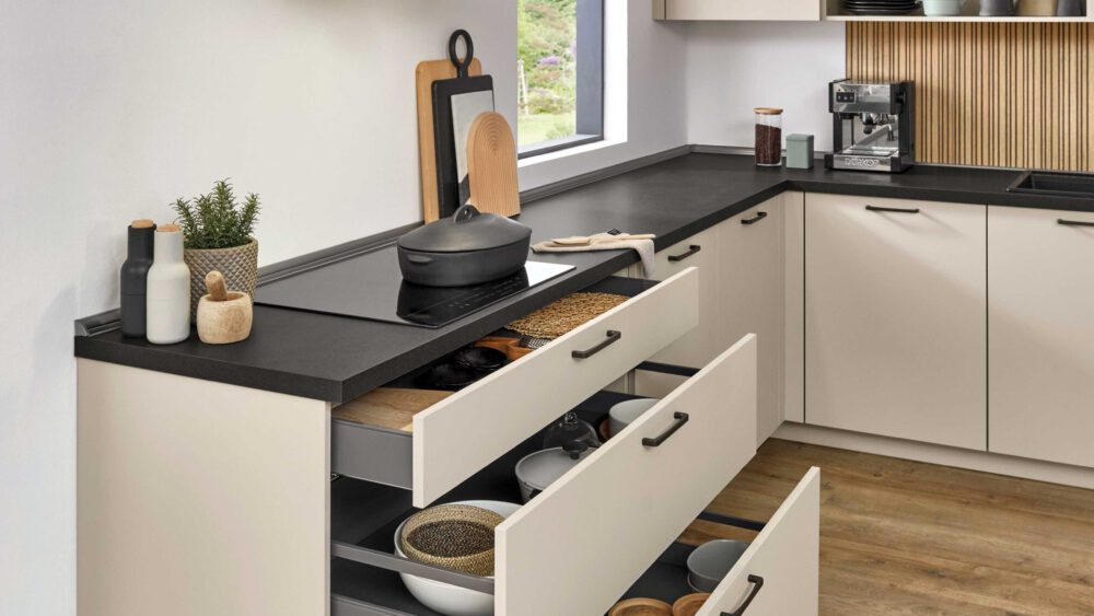 nobilia® Einbauküche Easytouch mit Elektrogräten – Bild 3