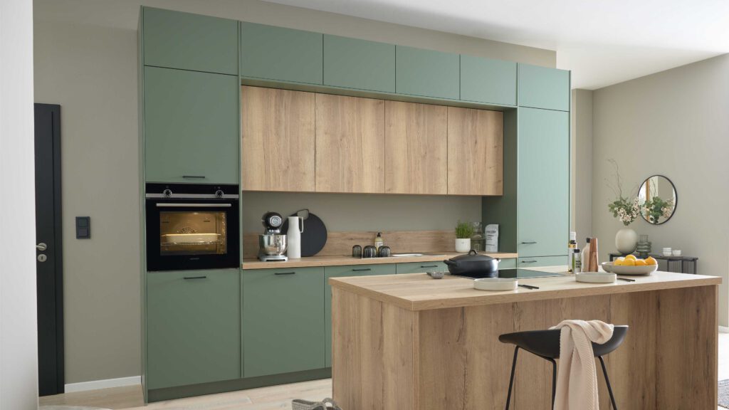WERT KÜCHE® Mattea Color mit SIEMENS Einbaugeräten – Bild 4
