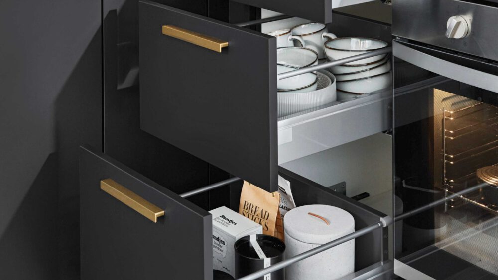 nobilia® Einbauküche Easytouch mit privileg E-Geräte, z. B. Kühlschrank – Bild 8