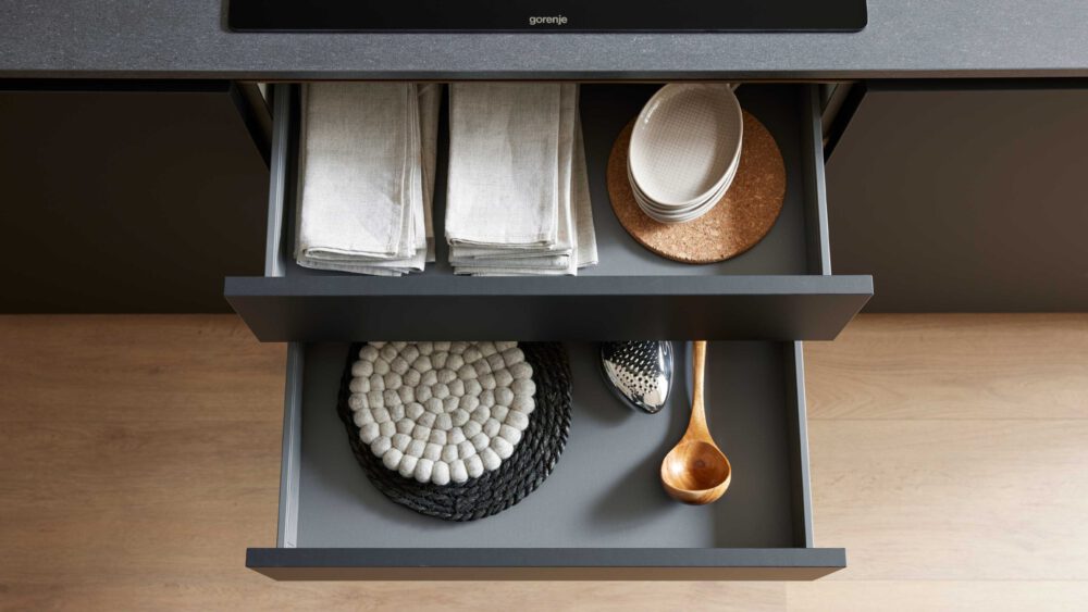 Culineo® Einbauküche C357 mit XTRA CERAMIC Arbeitsplatte – Bild 4