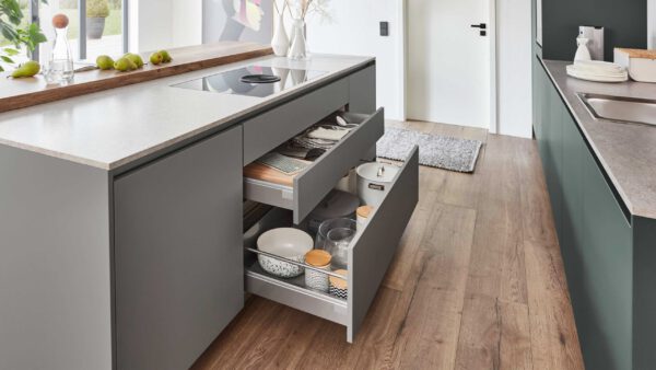 nobilia® Einbauküche Easytouch mit privileg Einbaugeräten – Bild 8