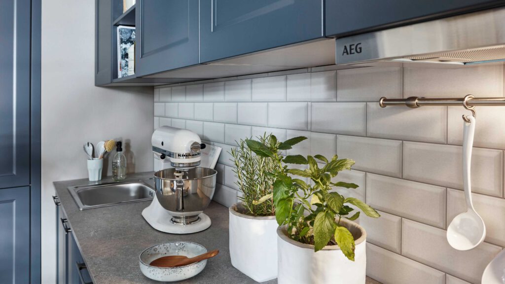 nobilia® Einbauküche Cascada mit AEG Einbaugeräten – Bild 3