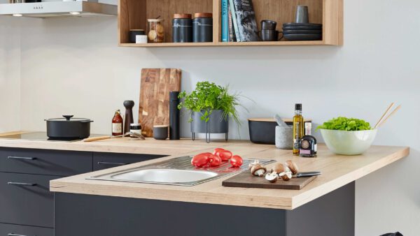 nobilia Einbauküche Easytouch mit AEG Einbaugeräten – Bild 3