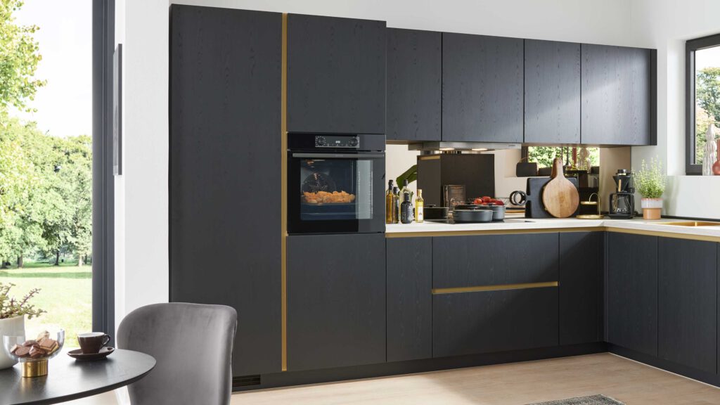 Culineo® Einbauküche C382 mit Einbaugeräten – Bild 2