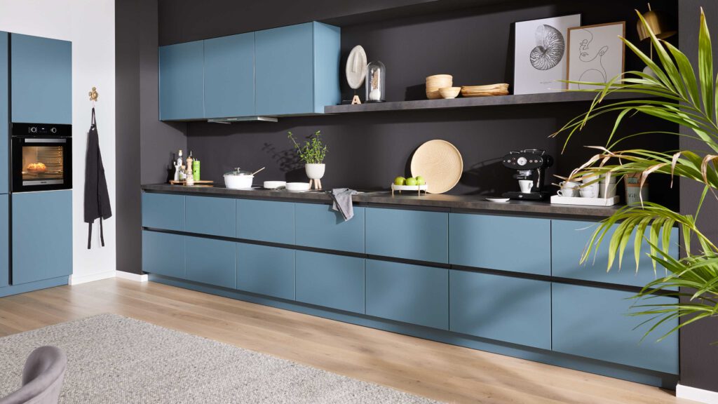 WERT KÜCHE® Mattea Color mit Miele Einbaugeräten – Bild 10