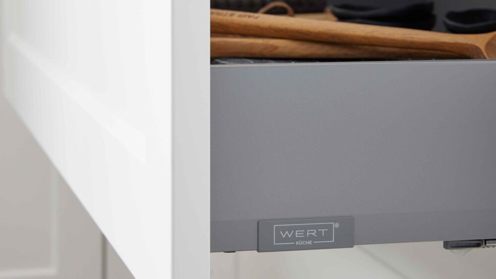 WERT KÜCHE® Vivien mit Constructa Einbaugeräten – Bild 4