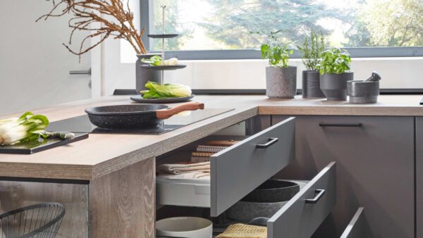 nobilia® Einbauküche Touch mit Einbaugeräten – Bild 8