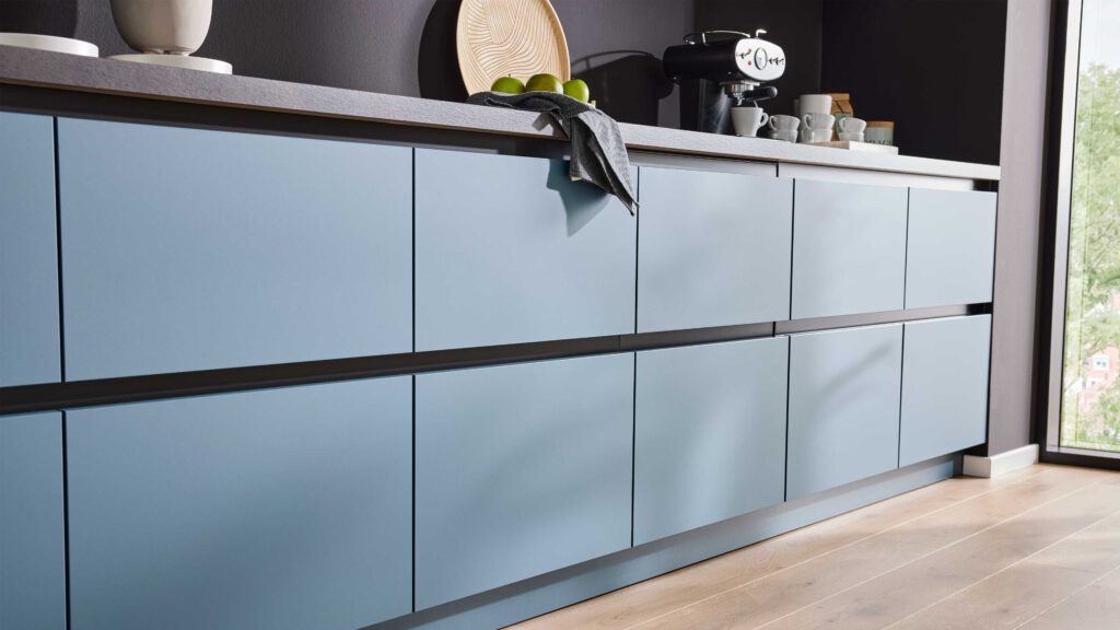 WERT KÜCHE® Mattea Color mit Miele Einbaugeräten – Bild 6
