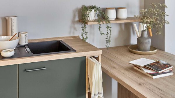 nobilia® Einbauküche Easytouch mit Ansetztisch und Geräten – Bild 7