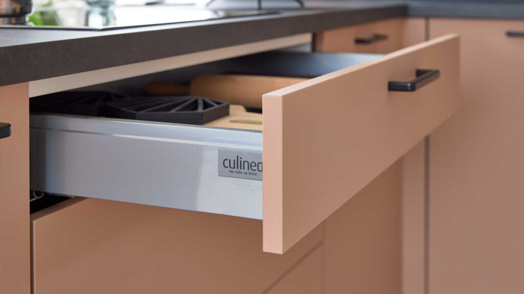Culineo® Einbauküche Senso mit privileg Einbaugeräten – Bild 2