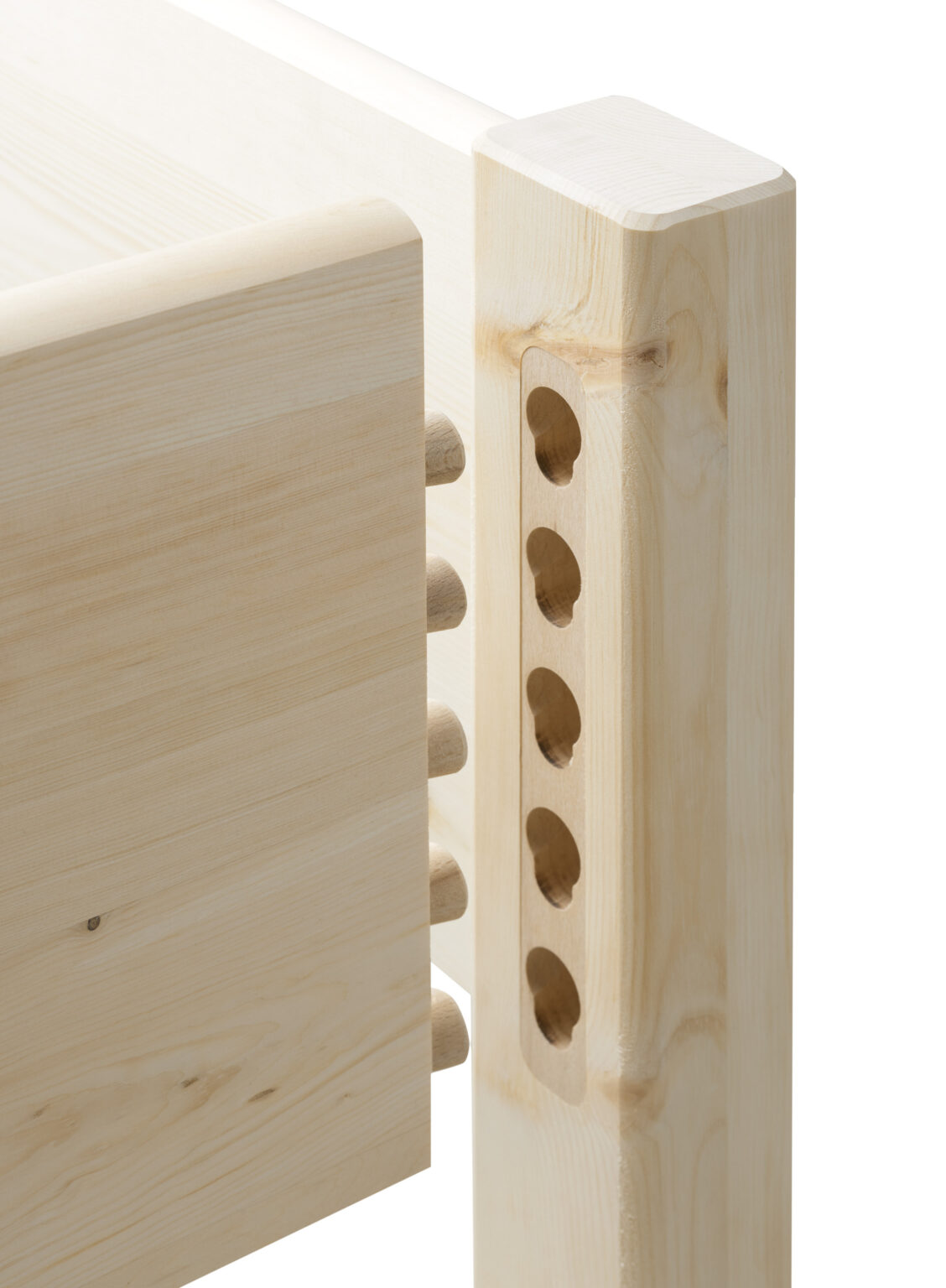 Doppelbett in Zirbe metallfrei – Bild 2