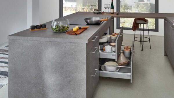 nobilia® Einbauküche Stone Art mit AEG Einbaugeräten – Bild 8