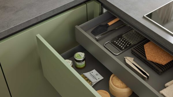 Culineo® Einbauküche C357 mit Einbaugeräten – Bild 11