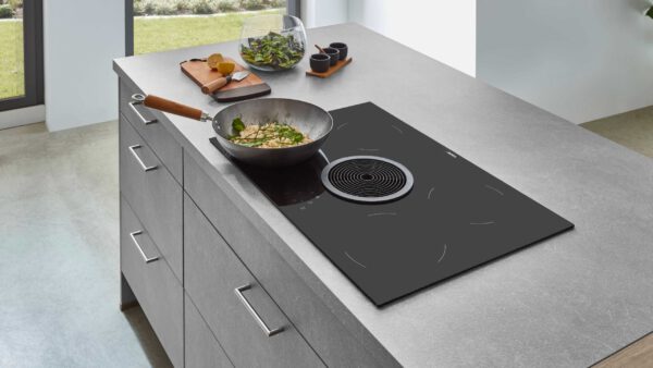 nobilia® Einbauküche Stone Art mit AEG Einbaugeräten – Bild 7