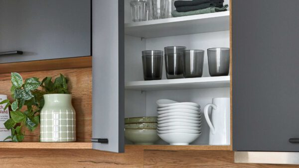 nobilia® Einbauküche Senso mit gorenje Elektrogeräten, z. B. Kühlschrank – Bild 2