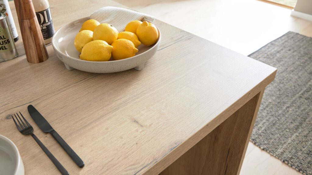 WERT KÜCHE® Mattea Color mit SIEMENS Einbaugeräten – Bild 12
